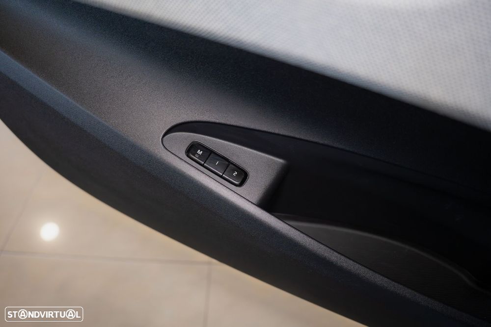 Polestar 2 Long Range 82 kWh Plus - 29