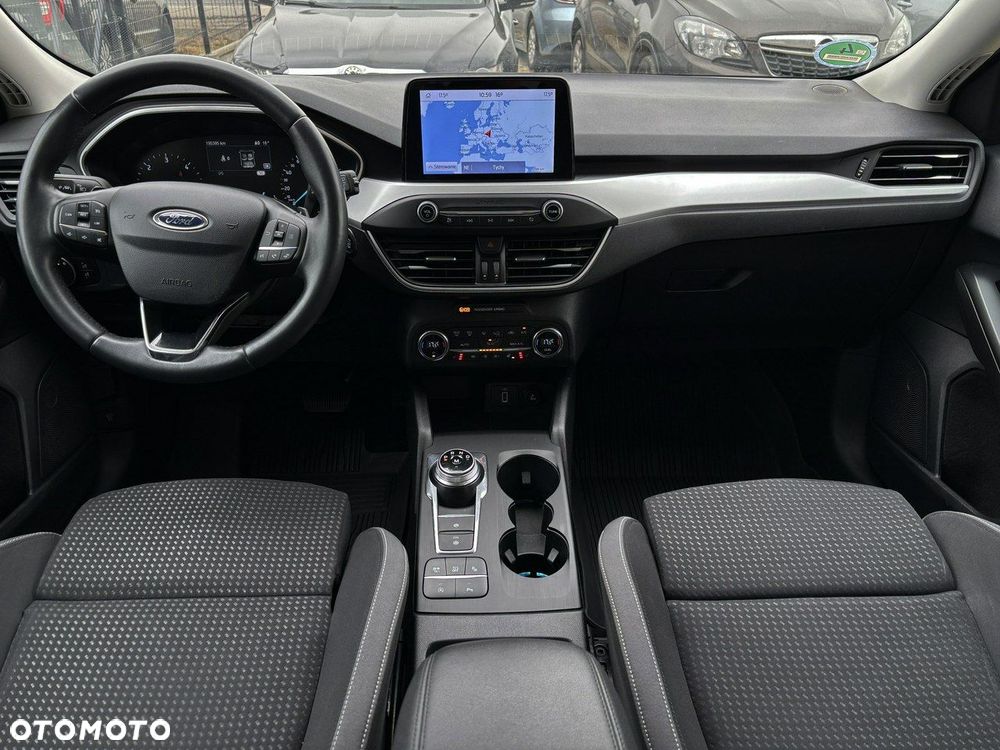 Ford Focus - 28