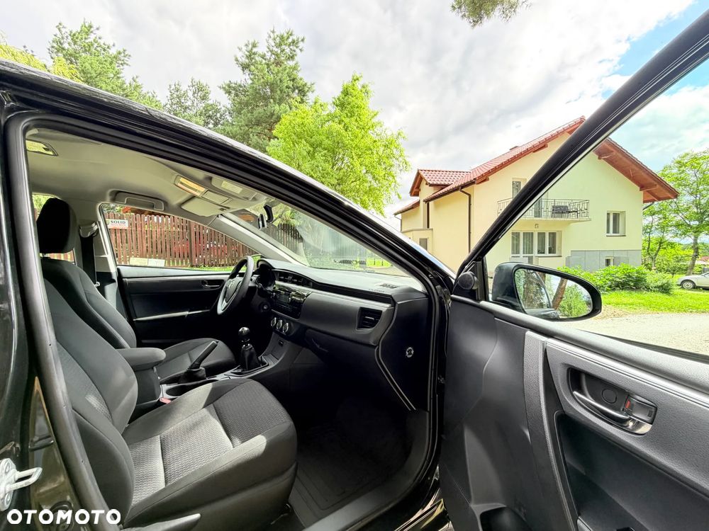 Toyota Corolla 1.6 Comfort - 24