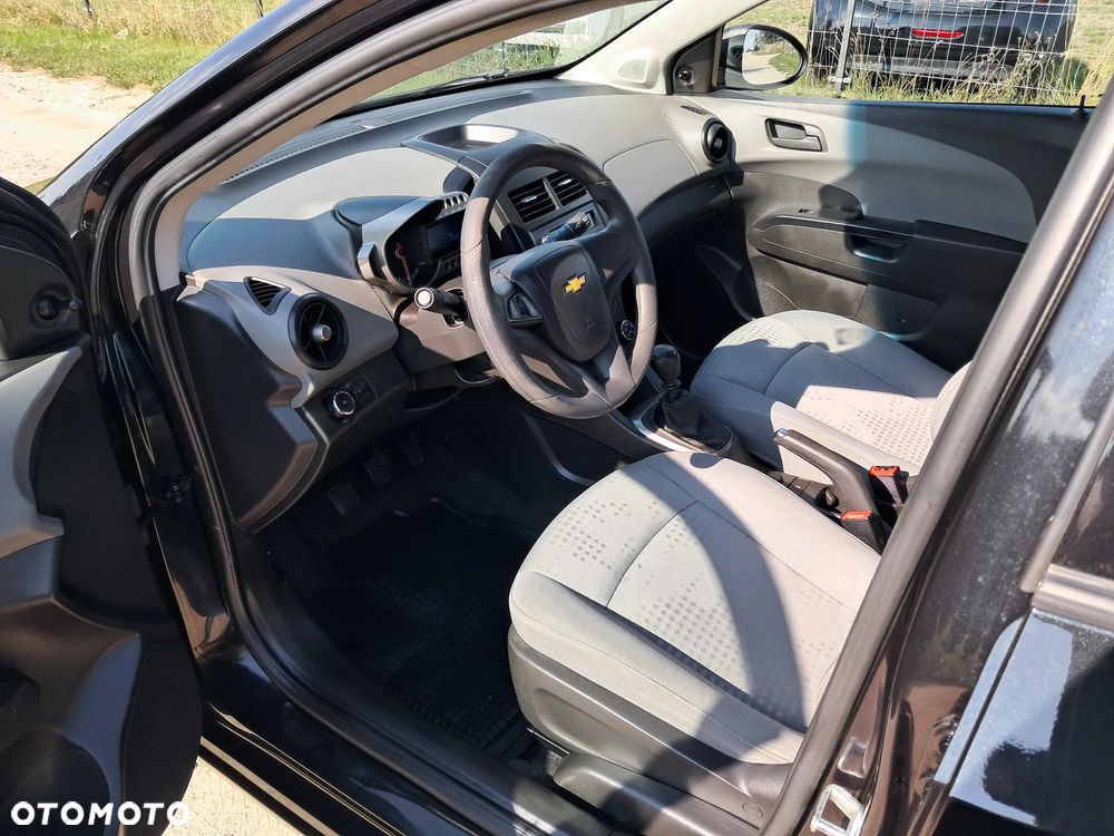 Chevrolet Aveo 1.2 LS+ - 14