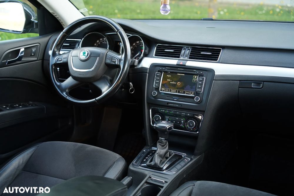 Skoda Superb 2.0 TDI 4X4 DSG AllDrive - 13
