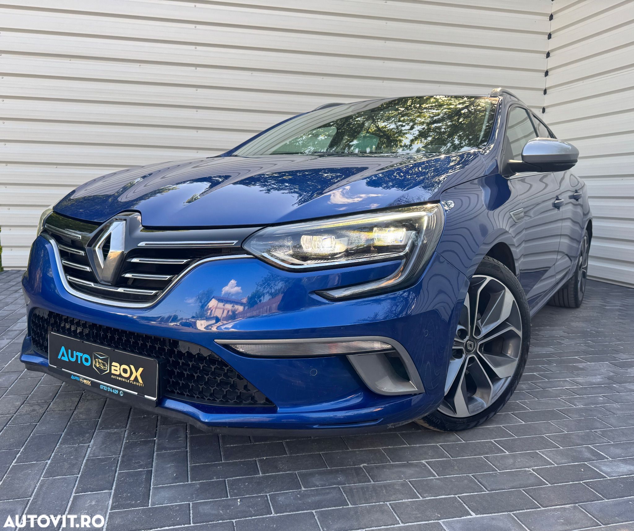 Renault Megane ENERGY dCi 130 GT LINE - 1
