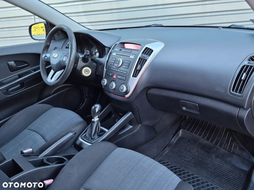 Kia Ceed 1.4 CVVT Vision - 6