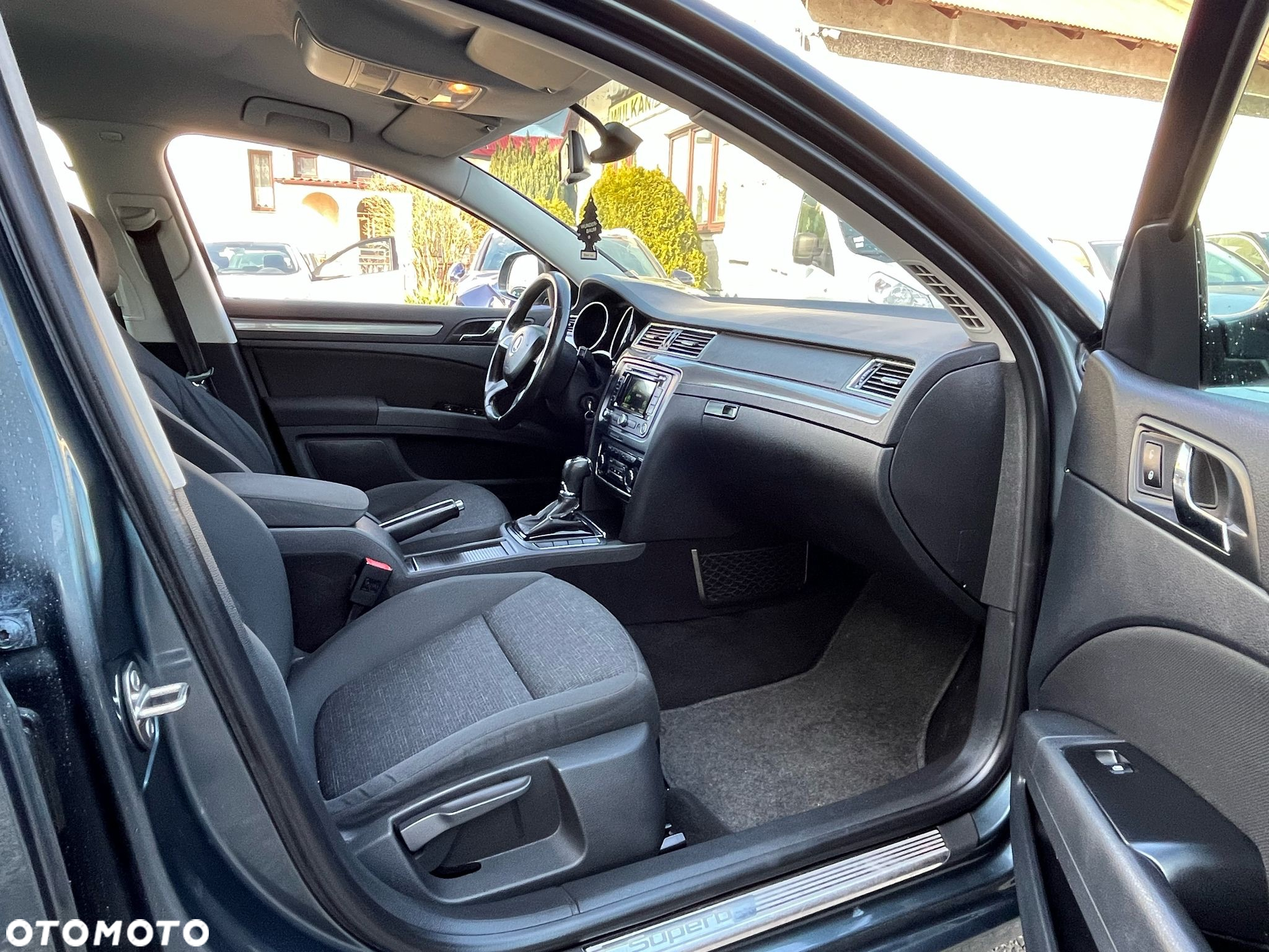 Skoda Superb 2.0 TDI 4x4 Elegance DSG - 21