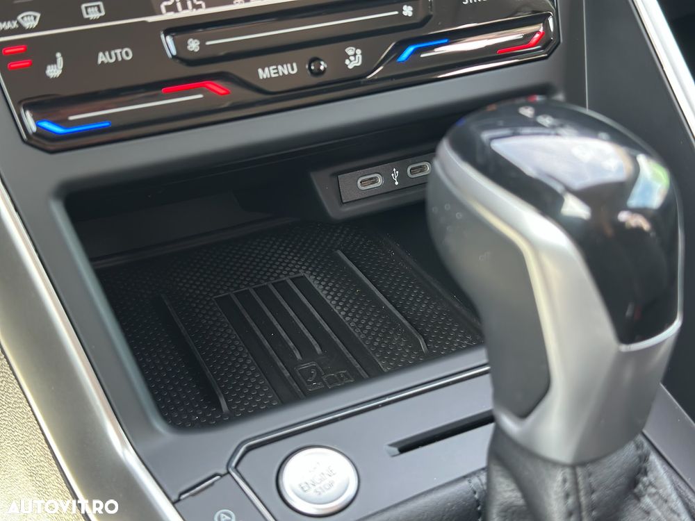 Volkswagen Taigo 1.5 TSI DSG Style - 11