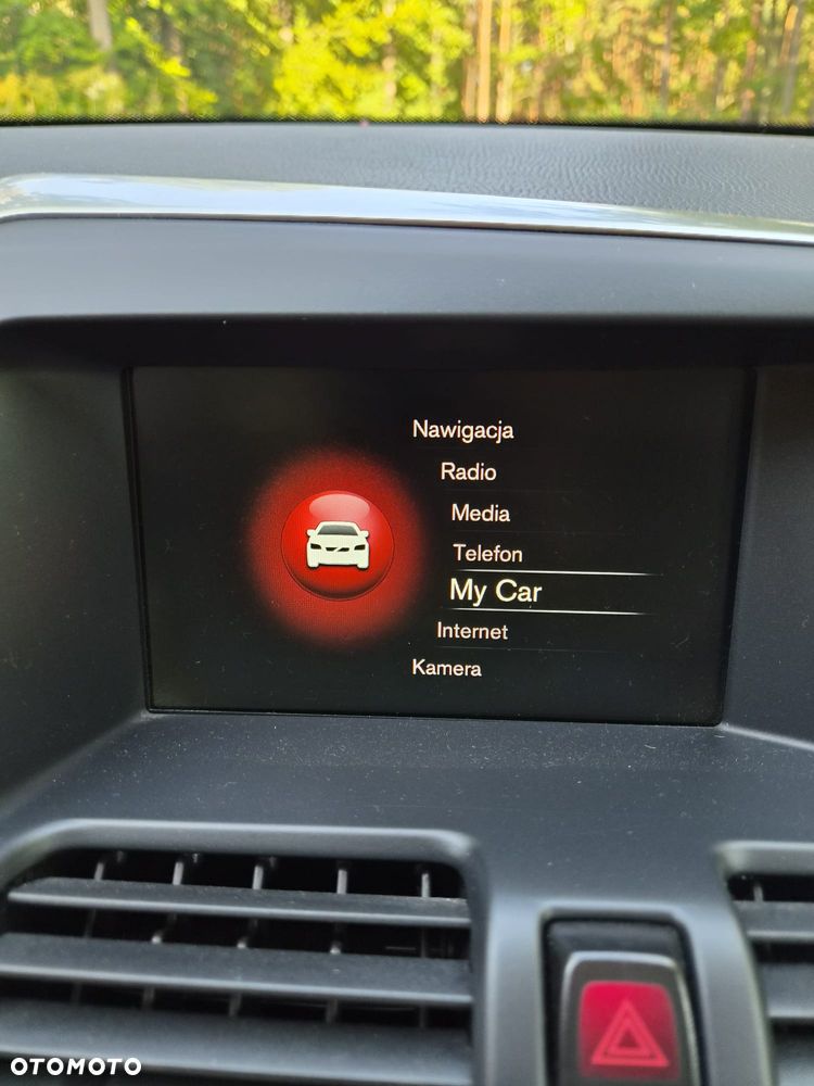 Volvo XC 60 T6 Drive-E Momentum - 27