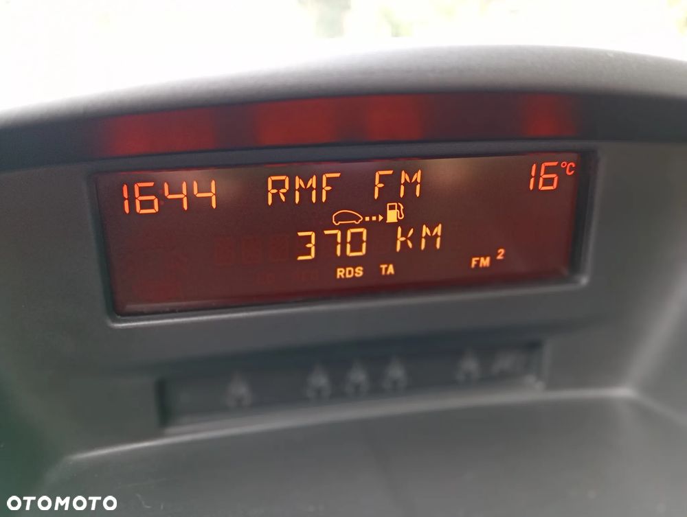 Peugeot 207 1.6 HDi - 16