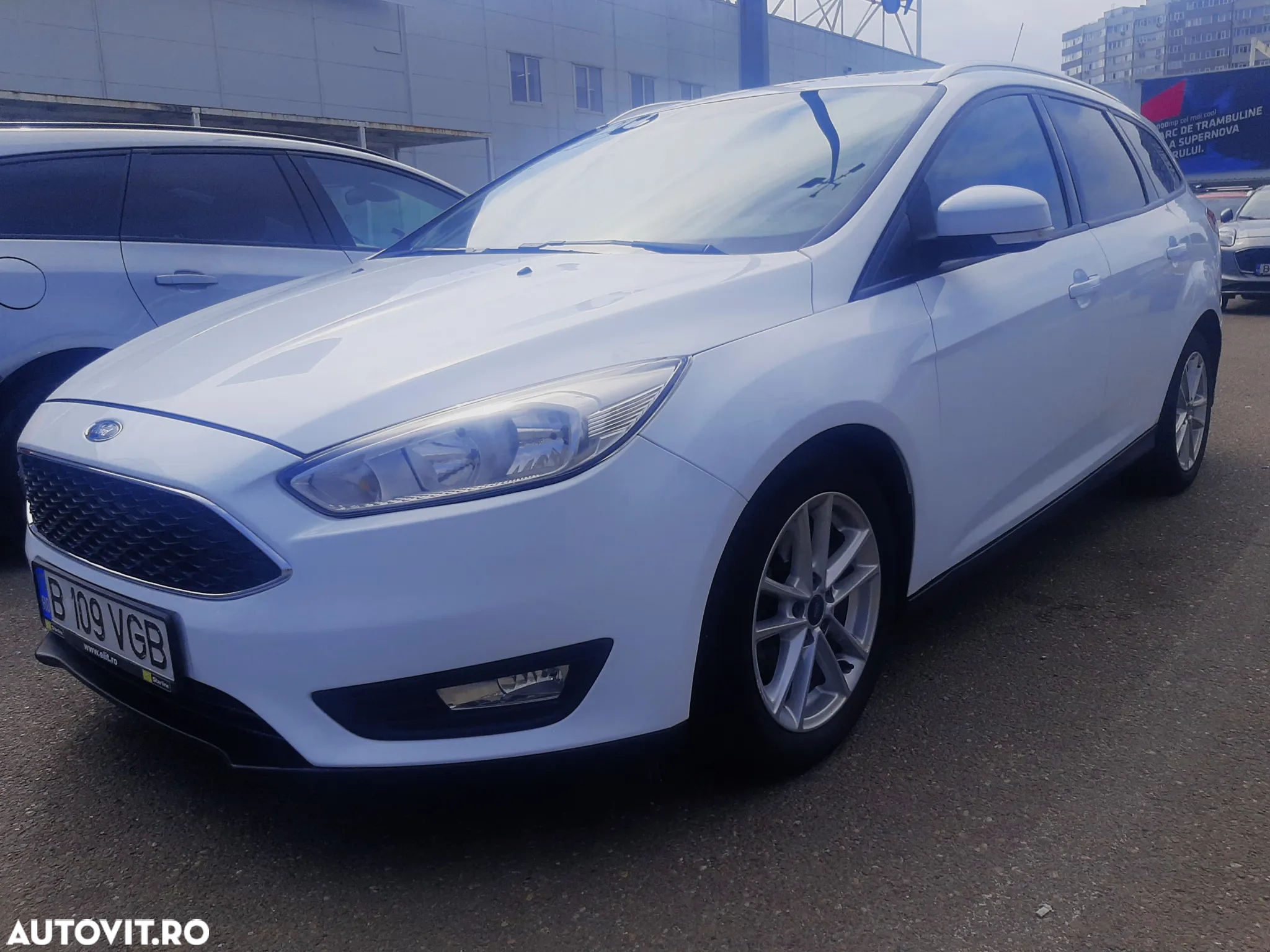 Ford Focus 1.5 EcoBlue Active Business - 3