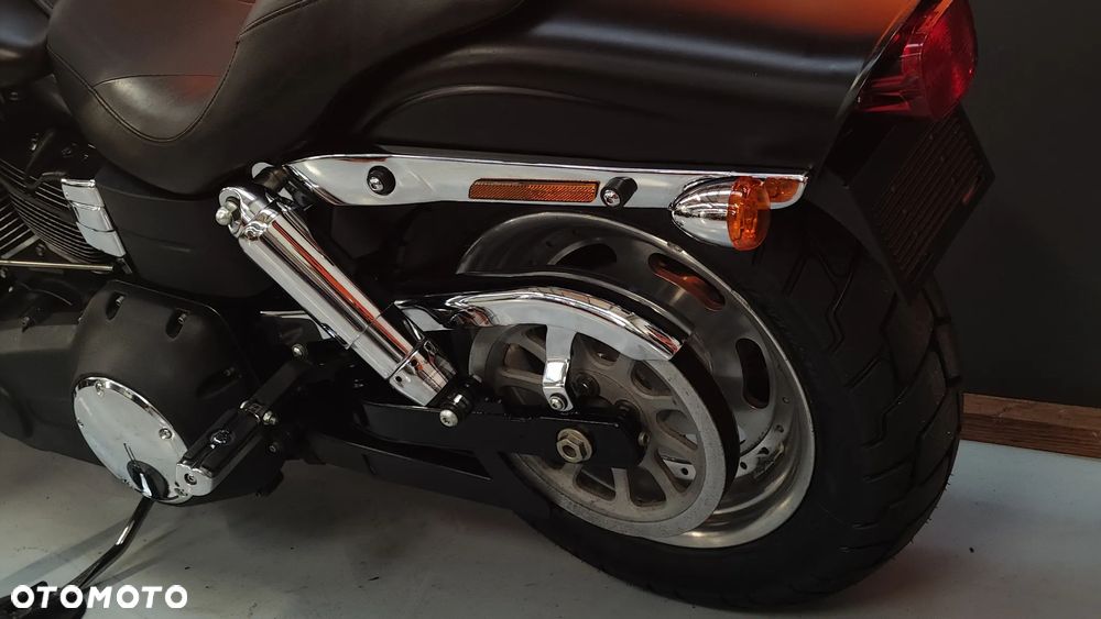 Harley-Davidson Dyna Fat Bob - 27