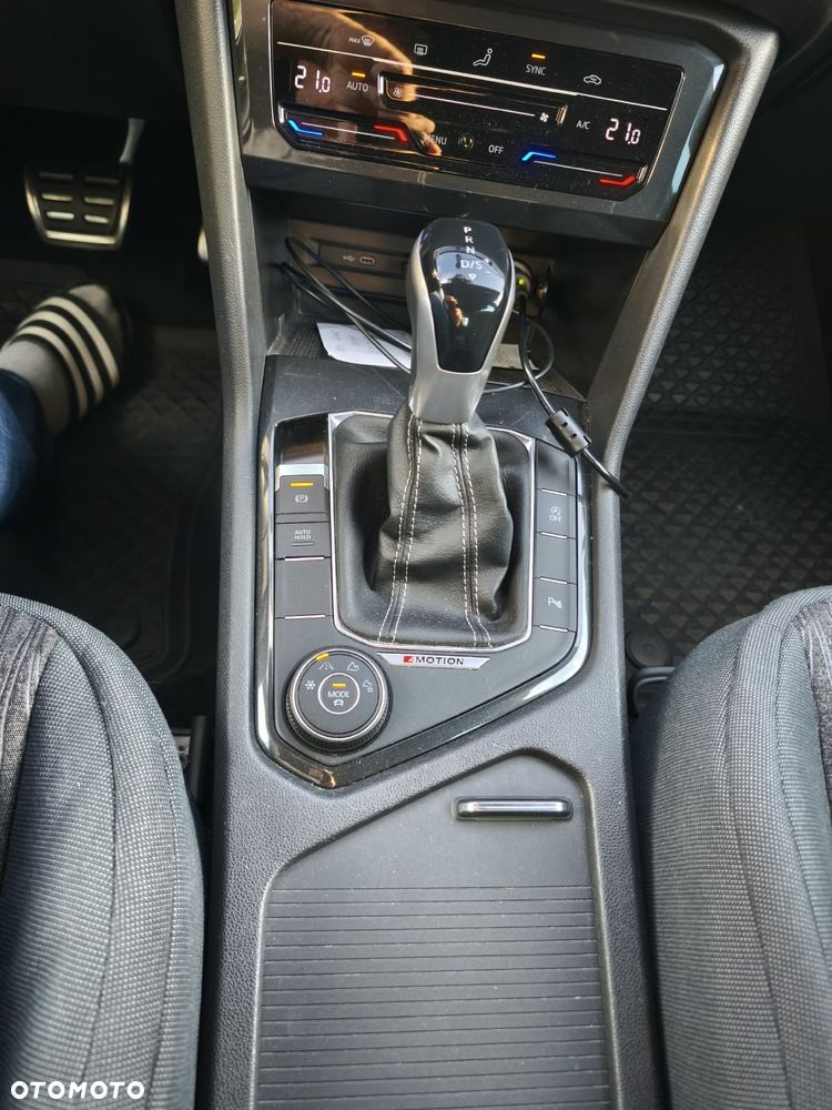 Volkswagen Tiguan - 8