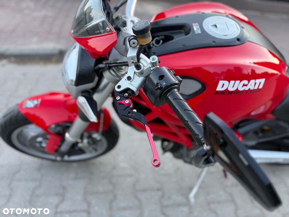 Ducati Monster - 25