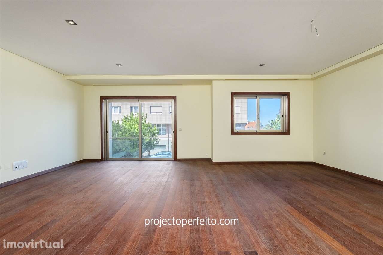 Moradia em Banda T4 Venda em Mafamude e Vilar do Paraíso,Vila Nova de - Grande imagem: 3/25