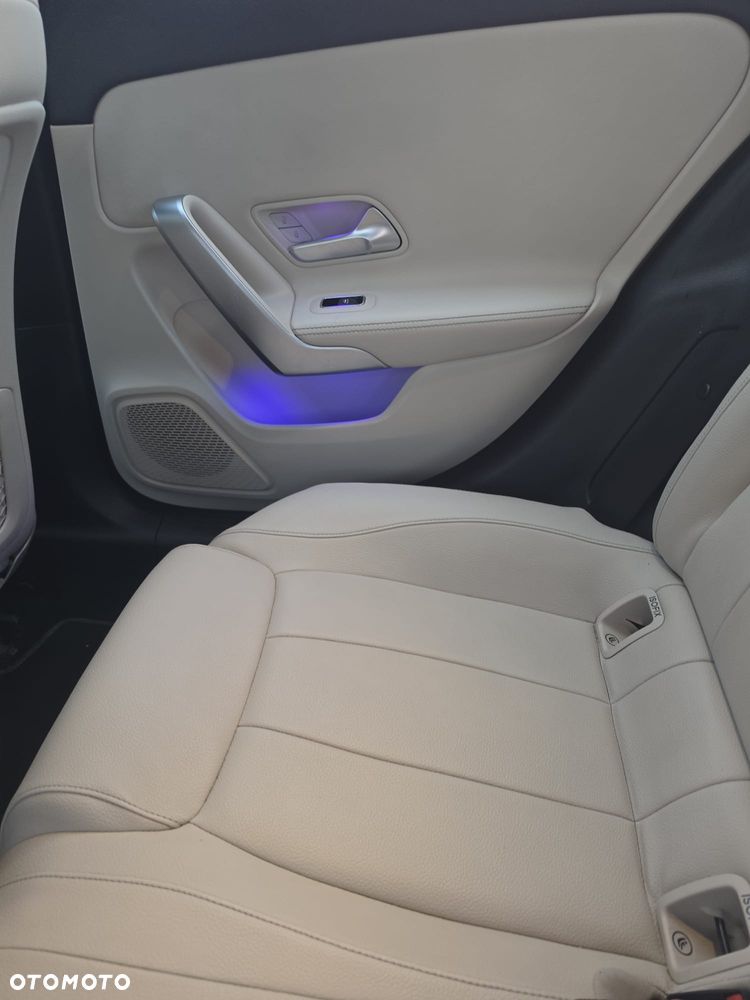 Mercedes-Benz Klasa A 220 7G-DCT Style - 28