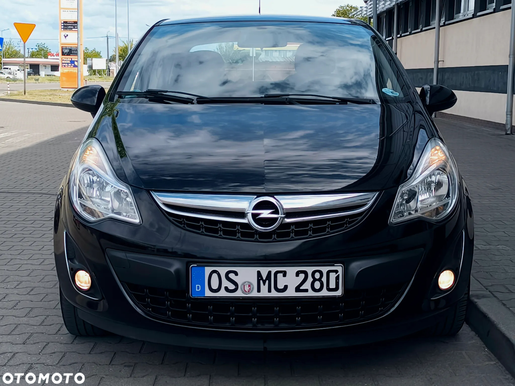 Opel Corsa 1.2 16V Enjoy - 4