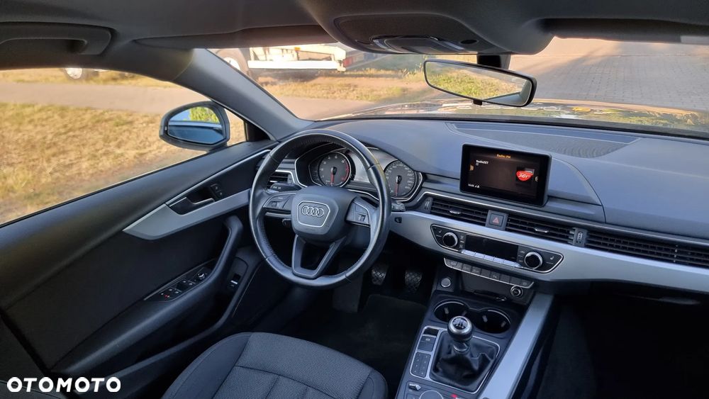 Audi A4 Avant 2.0 TFSI ultra - 28