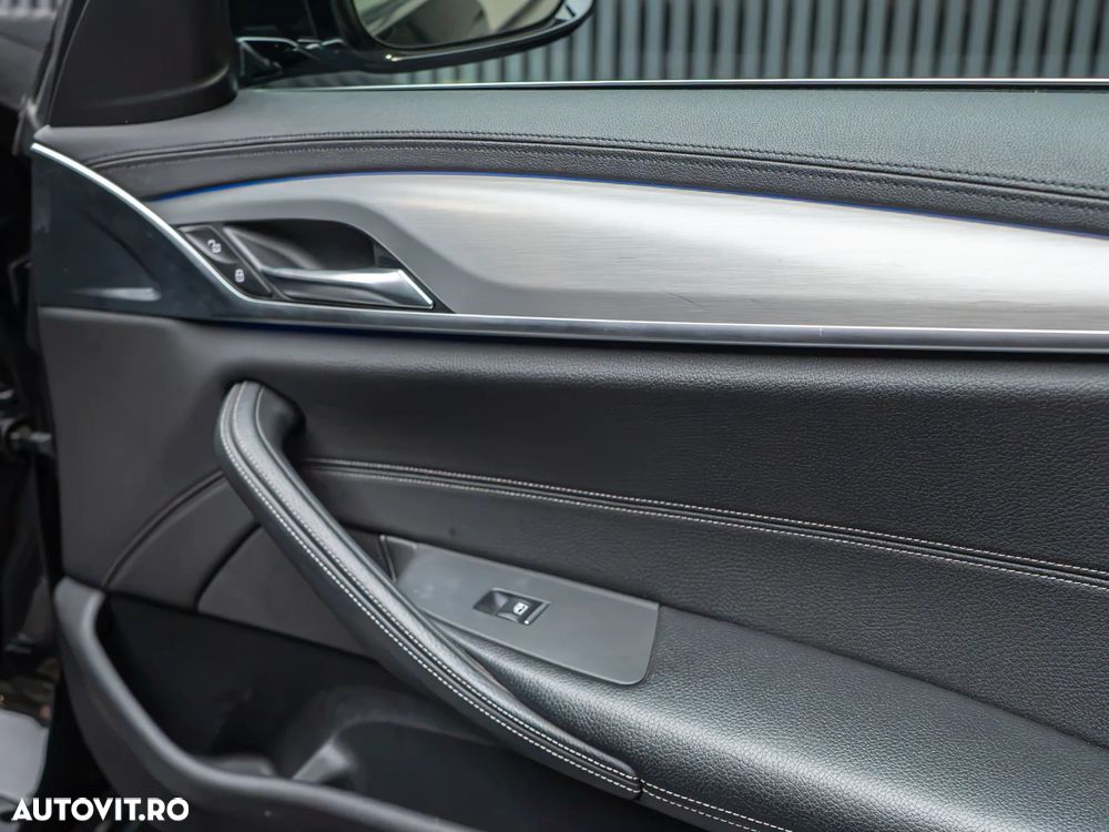 BMW Seria 5 530d xDrive Aut. Luxury Line - 25