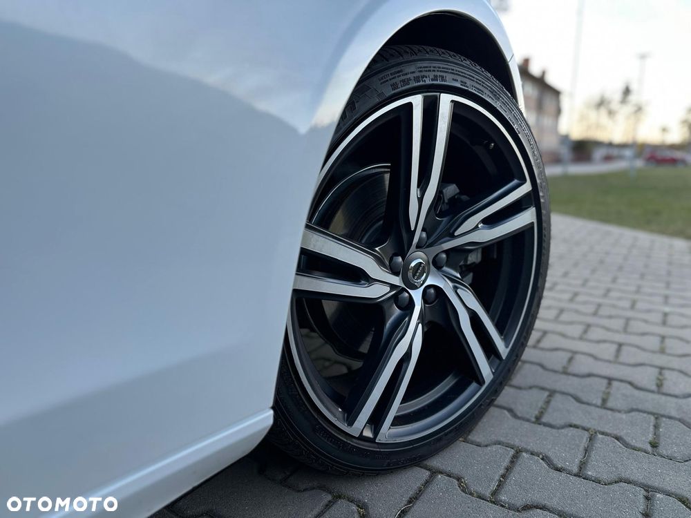 Volvo V90 T5 Geartronic R Design - 18