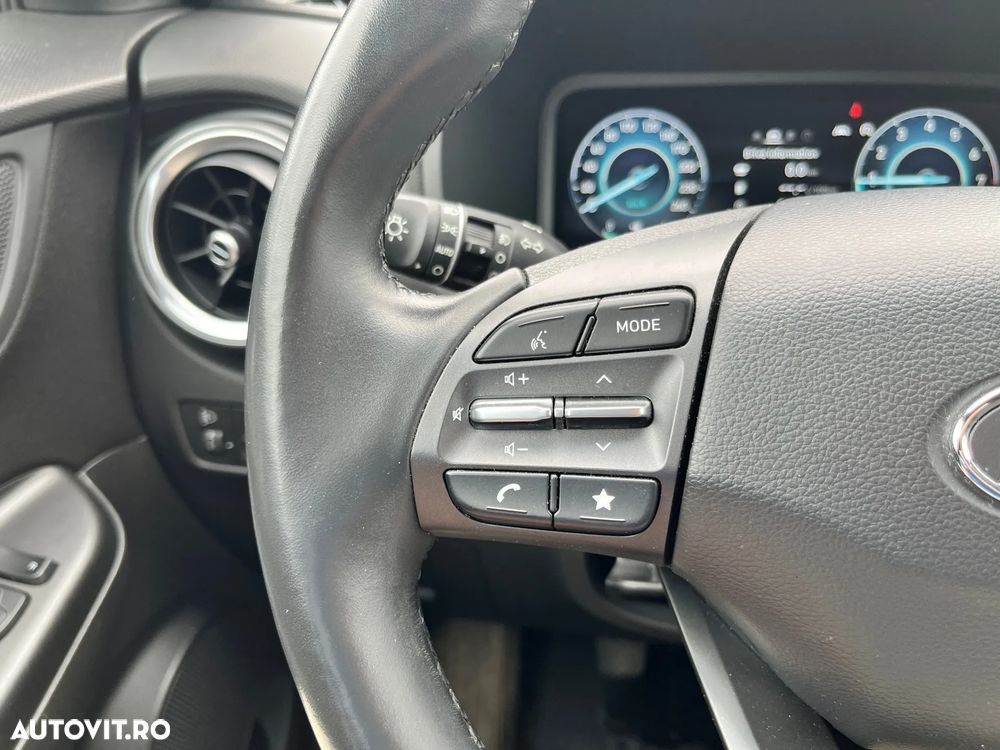 Hyundai KONA - 19