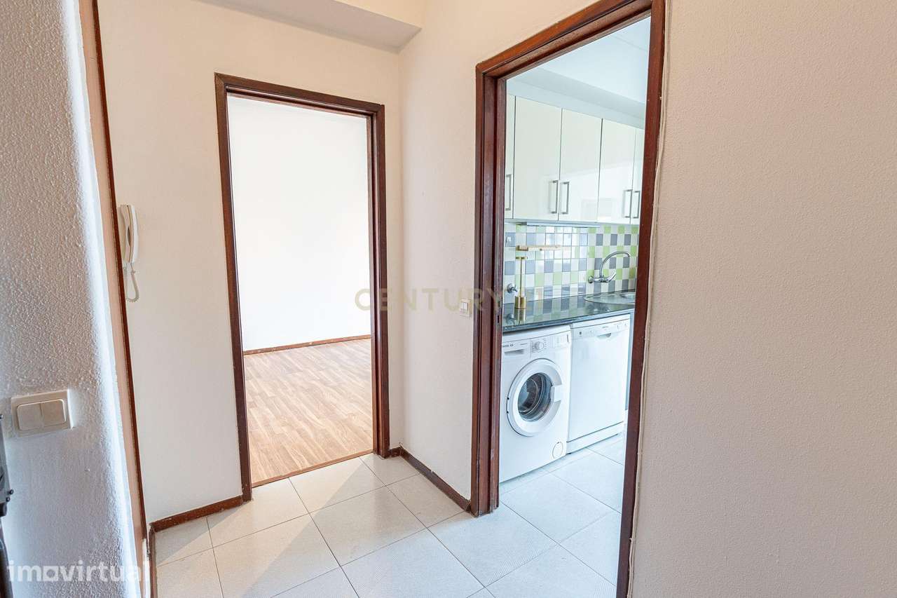 Fantástico T2 nas Olaias: Elegância, Conforto e Luminosidade. - Grande imagem: 3/32