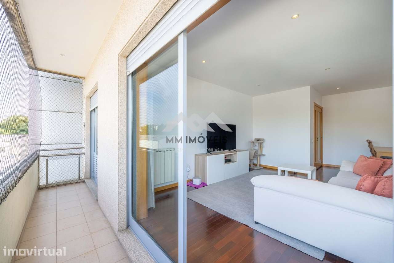 Apartamento T2 | Rio Tinto | Exclusivo MM Imoveis | Varanda | 2008 | G - Grande imagem: 2/27
