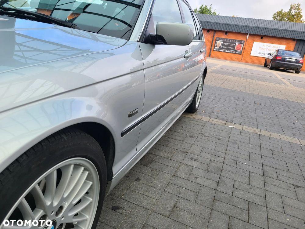 BMW Seria 3 325i - 18