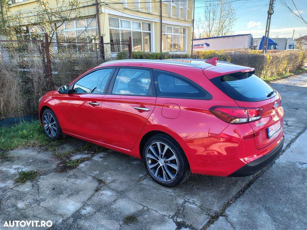 Hyundai i30 1.6 CRDI Trend - 4