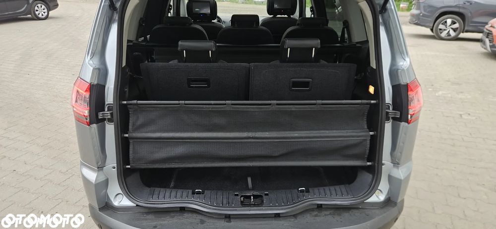 Ford S-Max - 18