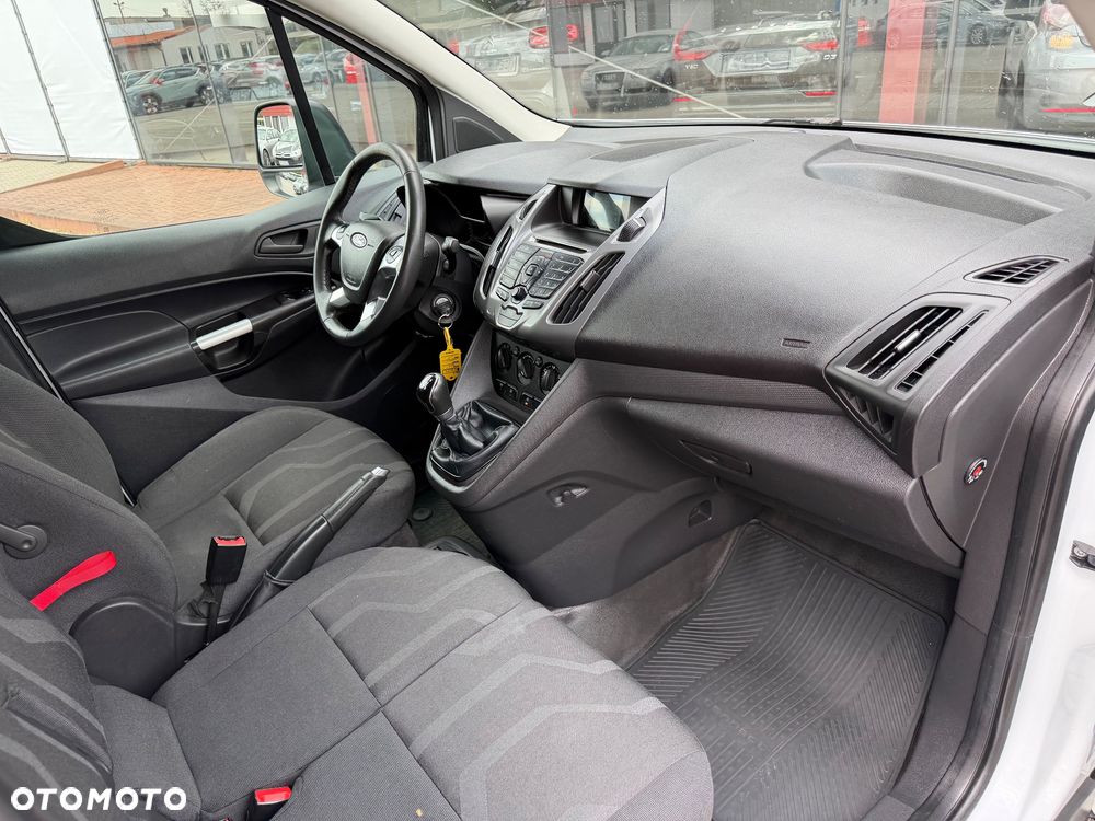 Ford Transit Connect - 19