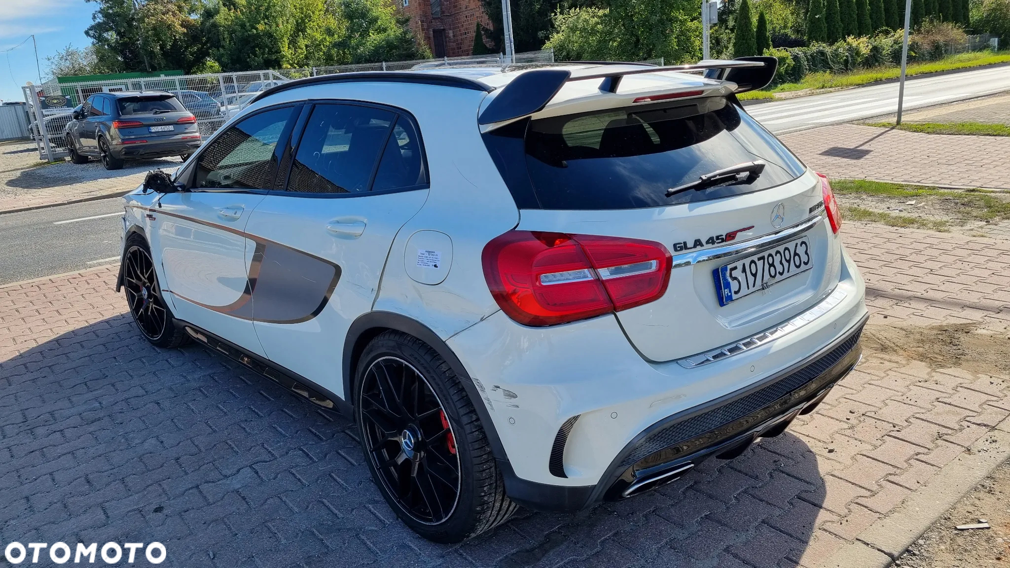 Mercedes-Benz GLA 45 AMG 4-Matic Edition 1 - 15