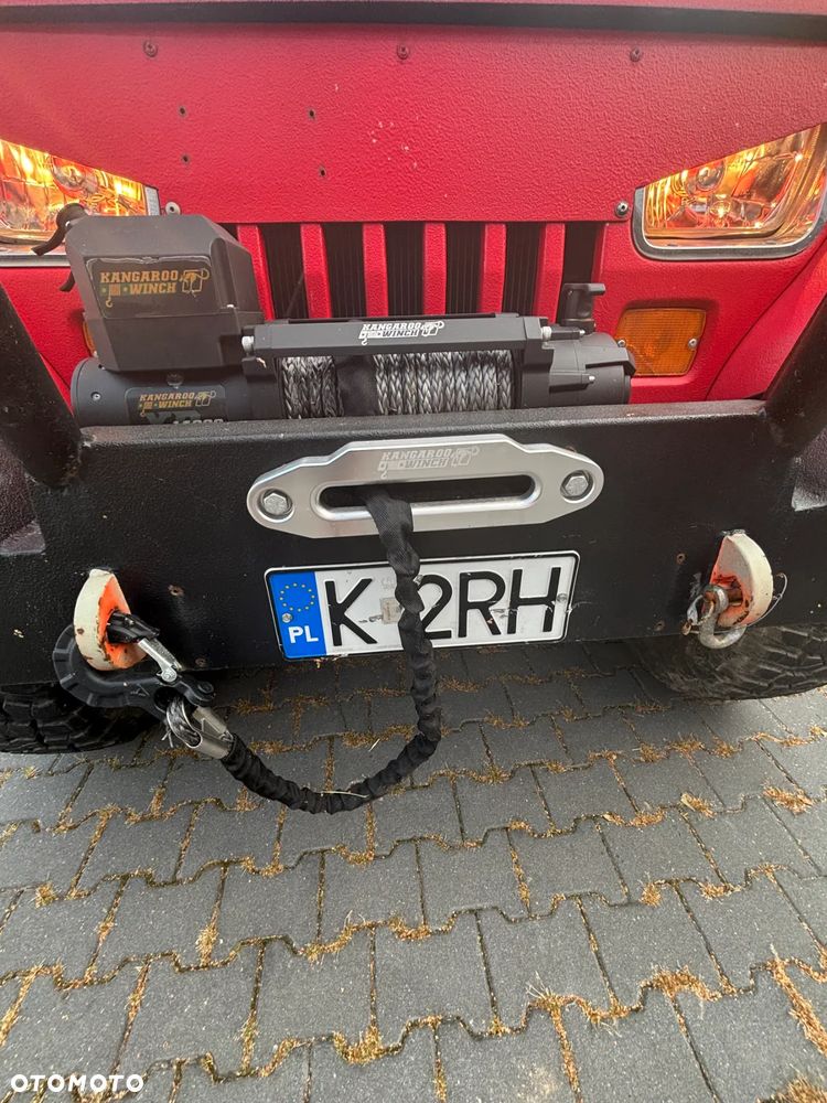 Jeep Wrangler 2.5L - 25