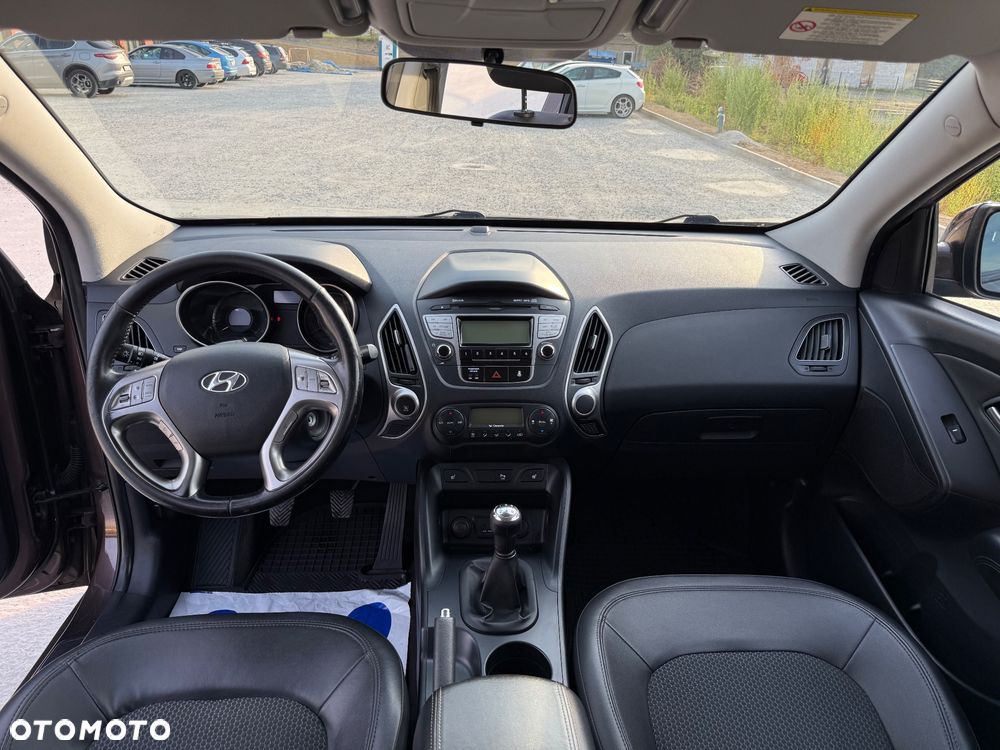 Hyundai ix35 2.0 2WD Style - 17