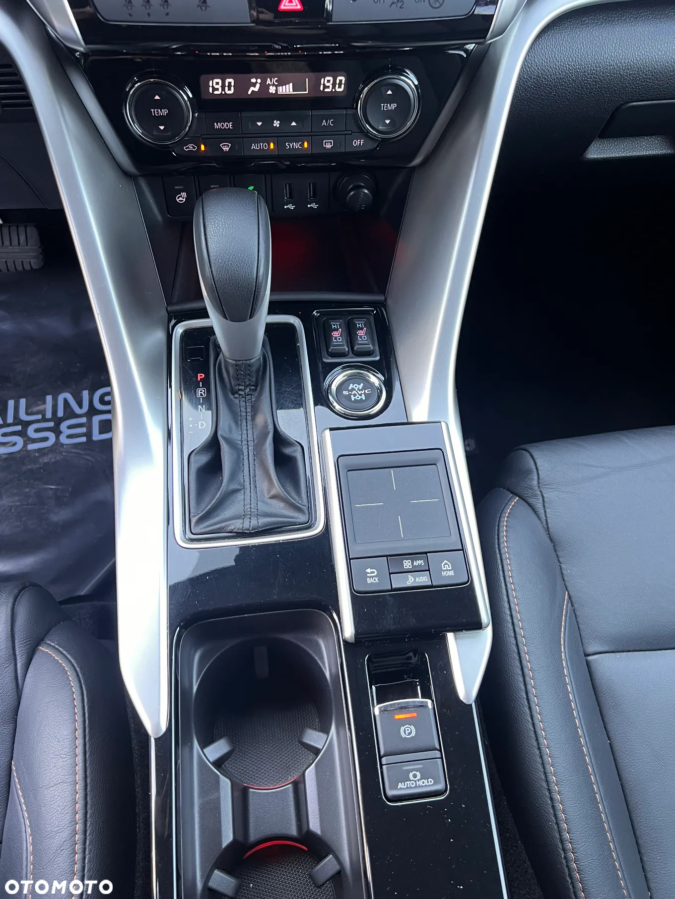 Mitsubishi Eclipse Cross 1.5 T Intense Plus CVT 4WD - 30