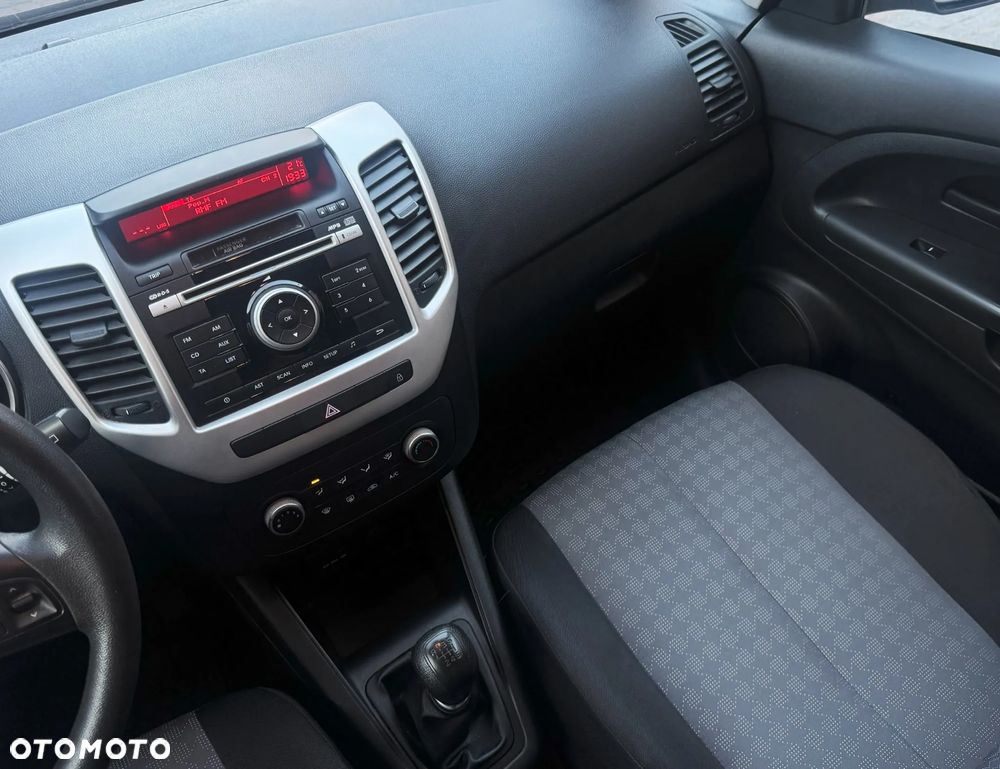 Kia Venga 1.6 M - 5