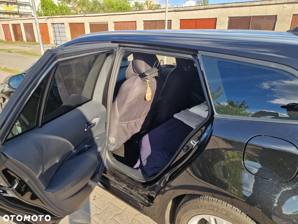 Toyota Corolla 1.8 Hybrid Comfort - 14