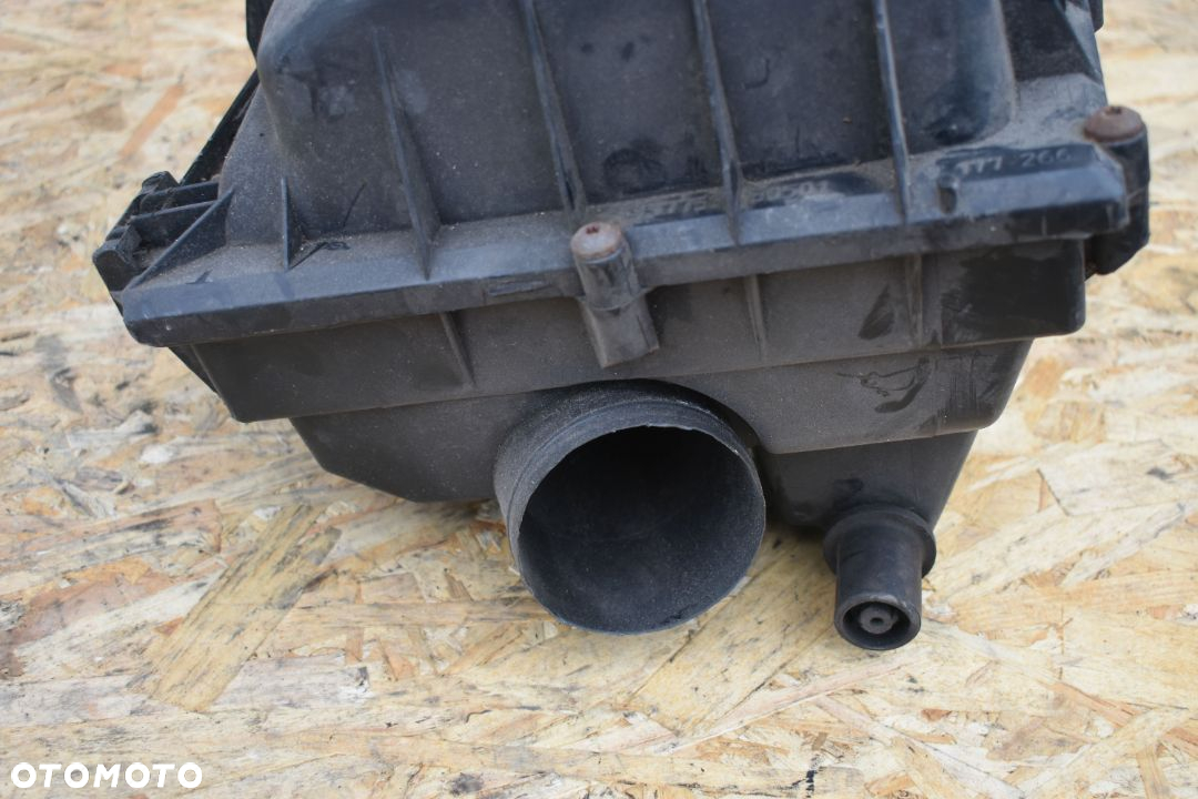 OBUDOWA FILTRA POWIETRZA OPEL VECTRA C SIGNUM 3775650501 - 5