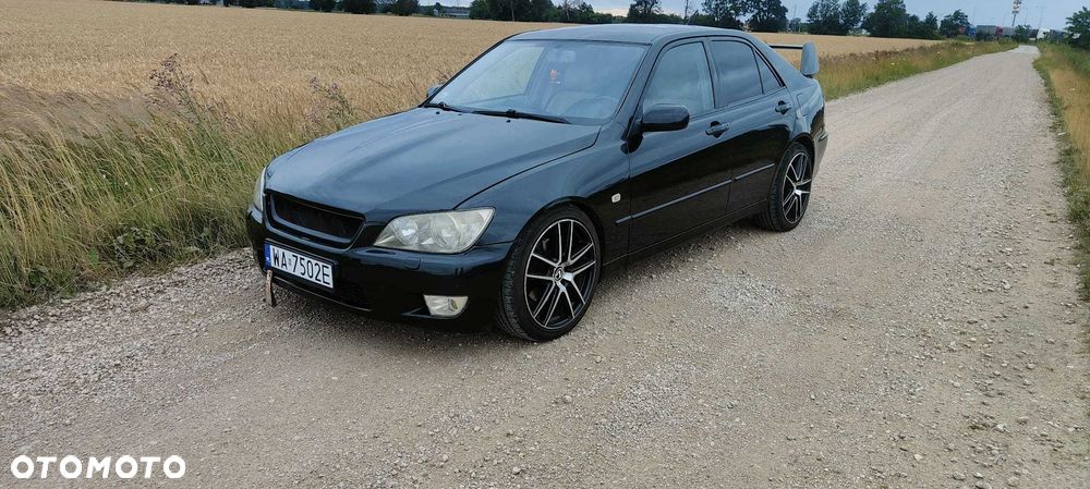 Lexus IS - 2