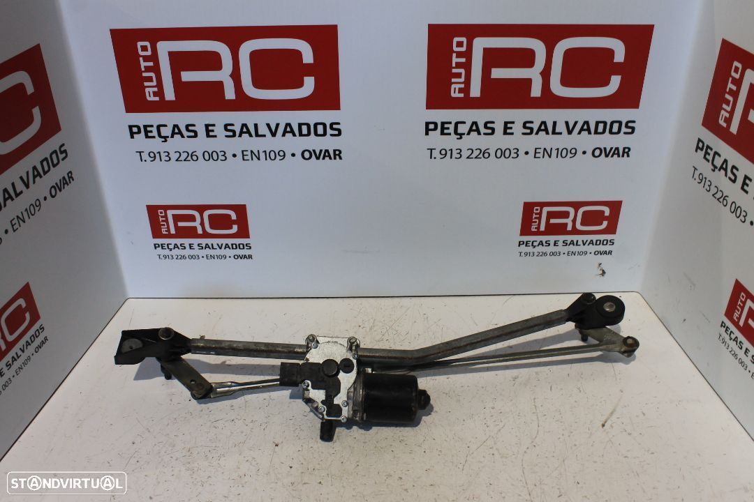 Limpa Para Brisas BMW E90 de 2005 - 1
