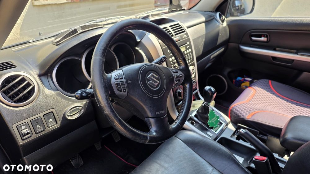 Suzuki Grand Vitara 1.9 DDiS - 5