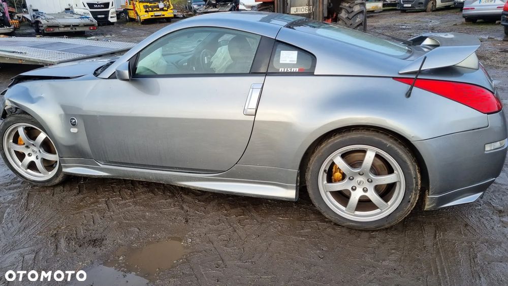 Nissan 350 Z - 3