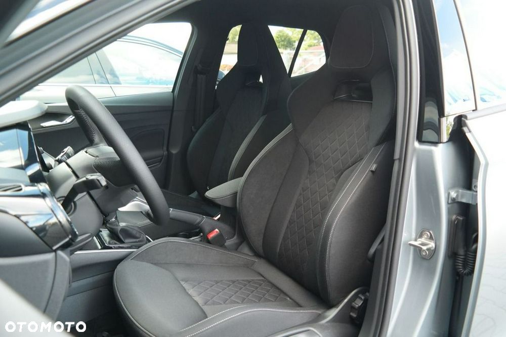 Skoda Fabia - 25