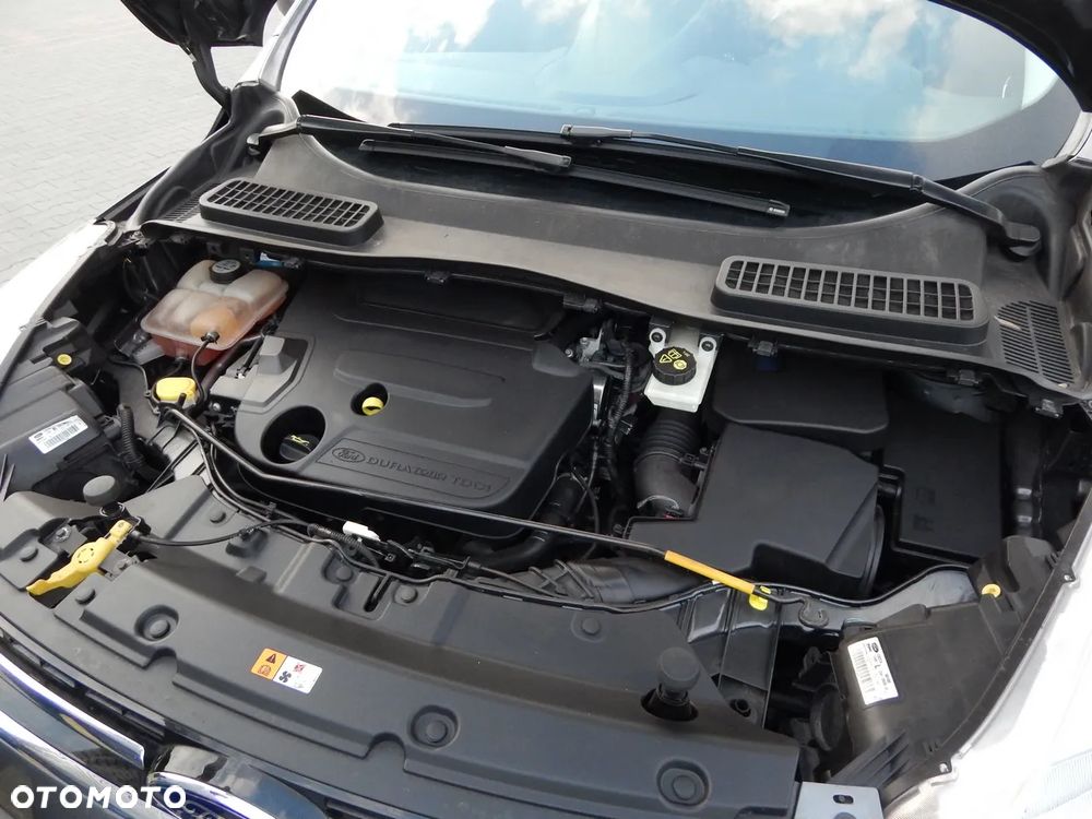 Ford Kuga 2.0 TDCi 4x4 Titanium - 16