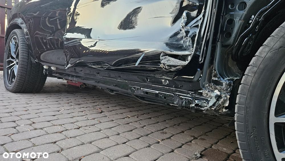 Mercedes-Benz GLE - 12