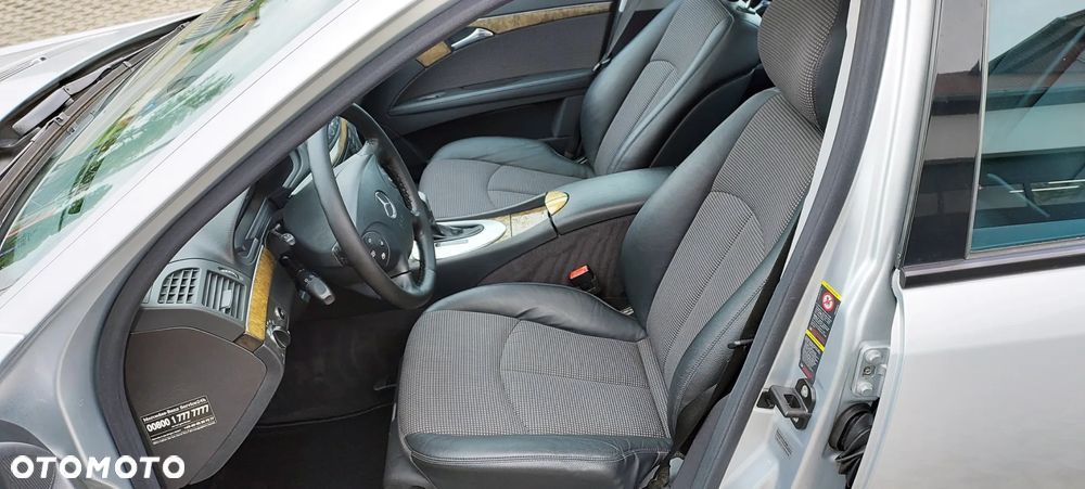 Mercedes-Benz Klasa E 200 Kompressor Automatik Avantgarde - 33