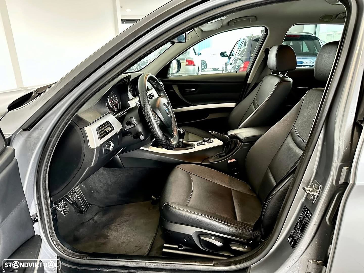 BMW 318 d Touring Navigation Sport - 7