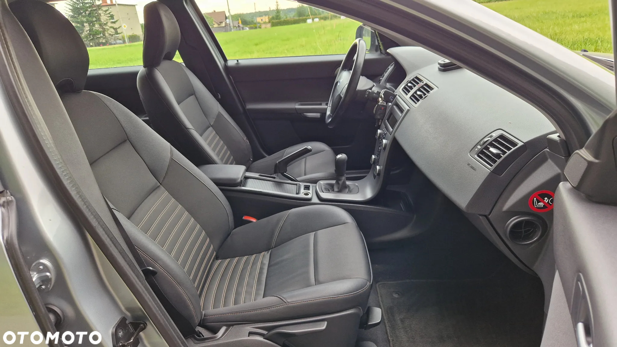 Volvo V50 1.6D DRIVe Kinetic - 10
