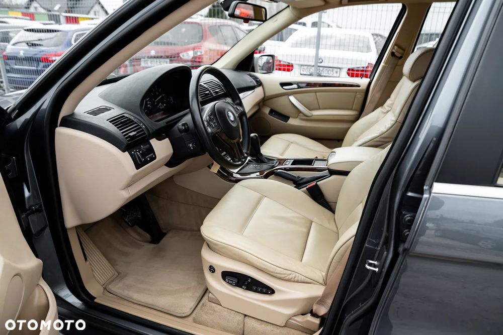 BMW X5 3.0 i Edition Exclusive - 17