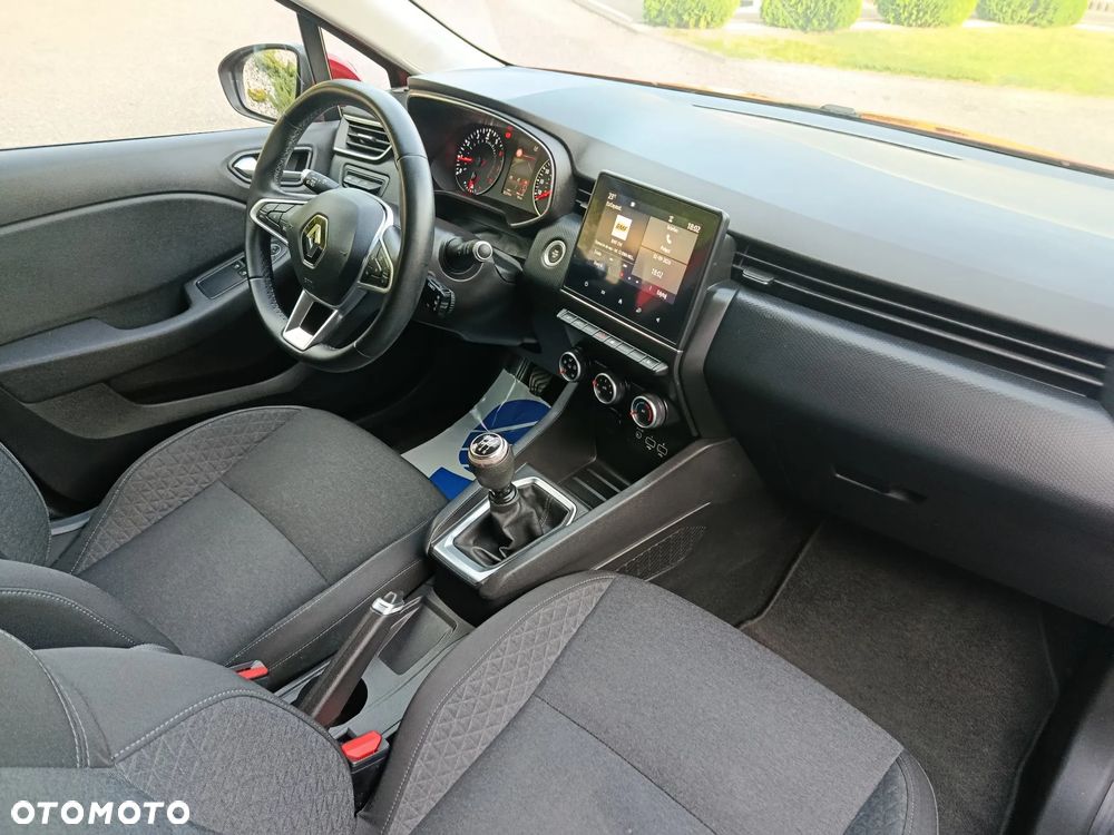 Renault Clio - 26