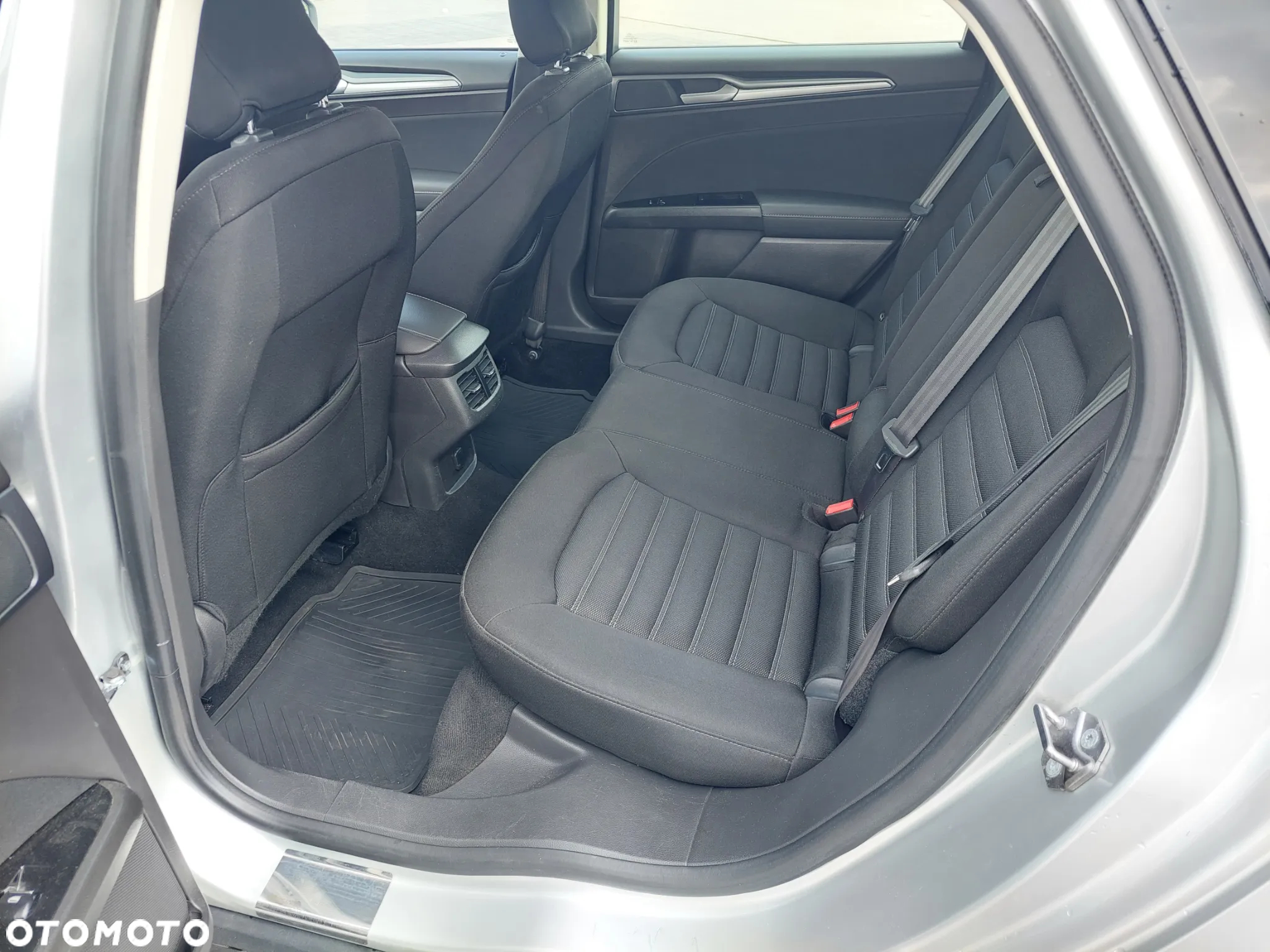 Ford Mondeo - 14