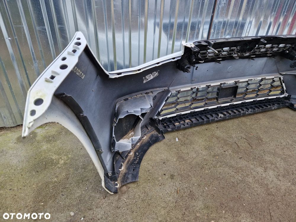 Seat Ibiza V 6F0 Zderzak Przód przedni bez PDC - 7