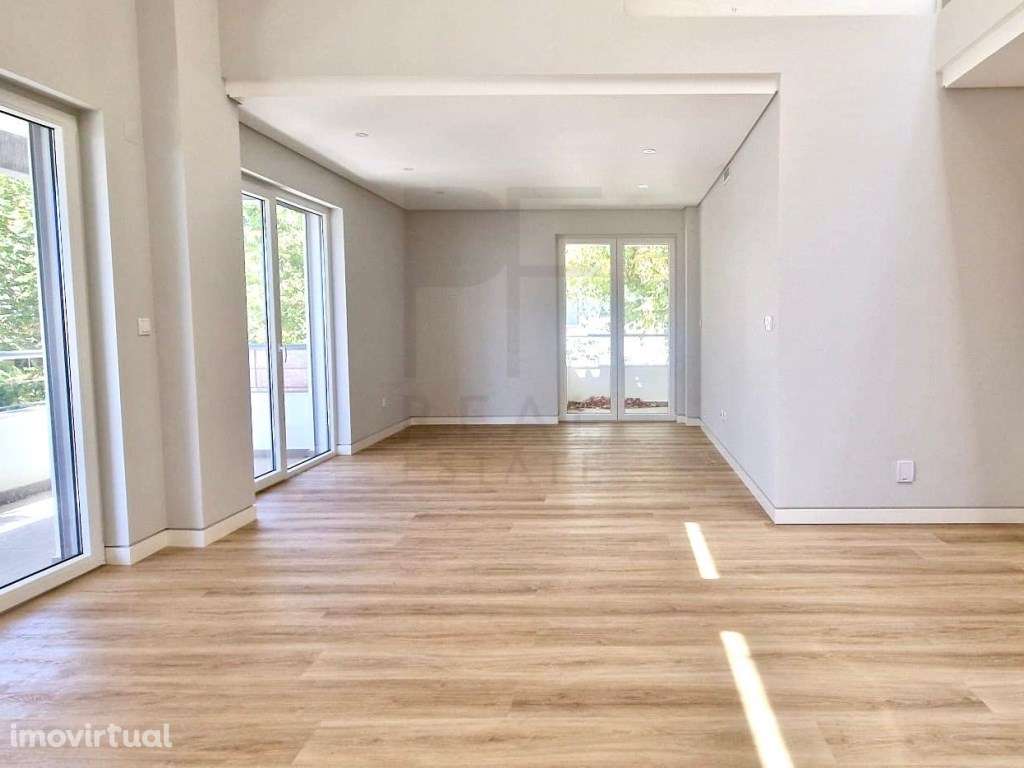 Belíssimo T3 em Carcavelos - Grande imagem: 3/36